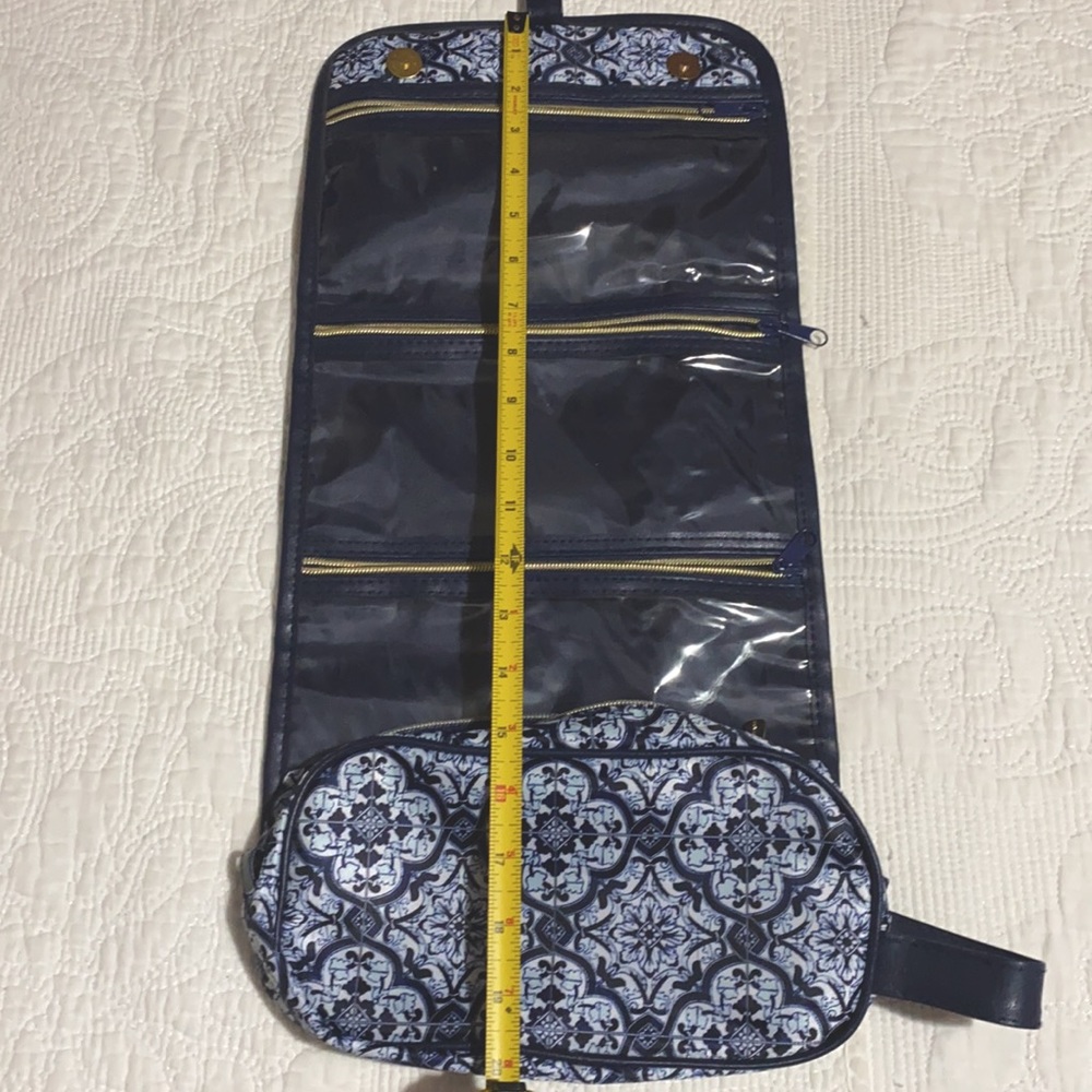 travel case - Picture 7 of 13